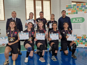 Nəsimi rayonunda Milli Olimpiya Komitəsinin yaranmasının 30 illiyinə həsr olunmuş qızlar arasında voleybol  turniri keçirilib.