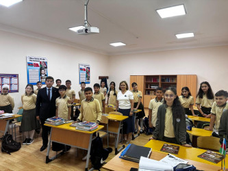 Nəsimi rayonunun orta məktəblərində “15 sentyabr - Bilik günü» qeyd olundu