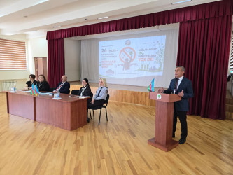 Nəsimi rayonunda 26 iyun - Narkomaniya və Narkobiznesə qarşı Beynəlxalq Mübarizə Günü ərəfəsində maarifləndirici tədbir keçirilib.