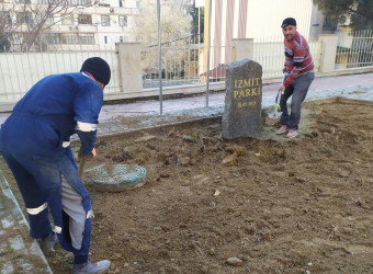 Nəsimi rayonu 4-cü mikrorayonda yerləşən İzmit parkında cari təmir işləri aparılır.