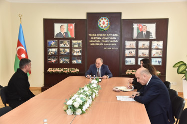 Nəsimi rayon İcra Hakimiyyətinin başçısı səyyar qəbul keçirib