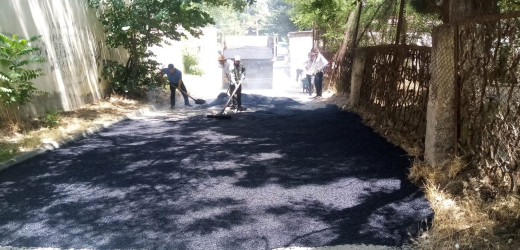 Nəsimi rayonunda məhəllədaxili yollarda asfalt işləri davam etdirilir.