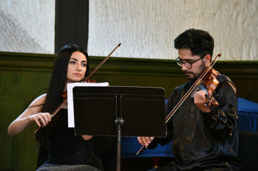 Nəsimi rayonunda “Konstitusiya və Suverenlik İli” çərçivəsində “Dünya uşaqların gözü ilə” adlı tədbir keçirilib.