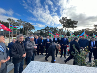 Vətən Müharibəsi Şəhidi Baxşəliyev Natiq Saleh oğlunun şəhadət günündə əziz xatirəsi yad edildi.