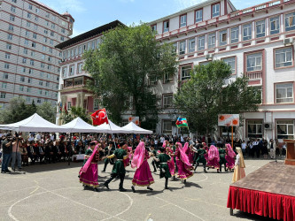 Nəsimi rayonunda Mustafa Kamal Atatürkün anma günü, Gənclik və İdman bayramı keçirilib.