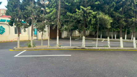 Nəsimi rayonunda genişmiqyaslı abadlıq və təmir-bərpa işləri davam etdirilir.