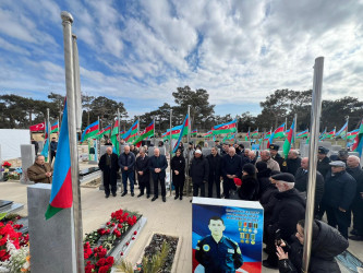 Şəhid Kazımov Vüsal Vüqar oğlunun şəhadət günündə əziz xatirəsi yad edildi.