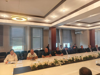 Nəsimi rayon İcra Hakimiyyətində dini vəziyyətlə bağlı müşavirə keçirilib