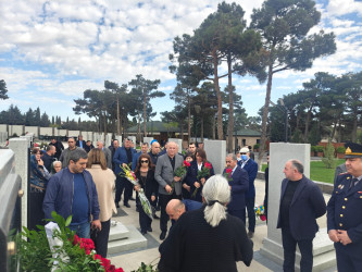 Vətən Müharibəsi Şəhidi Cəfərov Ruslan Gündüz oğlunun şəhadət günündə əziz xatirəsi yad edildi.