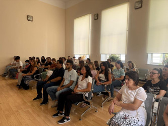 Nəsimi rayonunda “Elmin innovativ yanaşmalarında suverenliyimizin hüquqi predmetləri” mövzusunda tədbir keçirilib