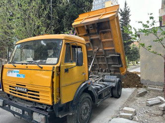 Cavadxan 28,32 saylı ünvanlarda yenidənqurma işləri davam etdirilir.