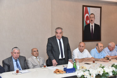 Nəsimi Rayon İcra Hakimiyyətində rayon ağsaqqalları ilə görüş keçirilib