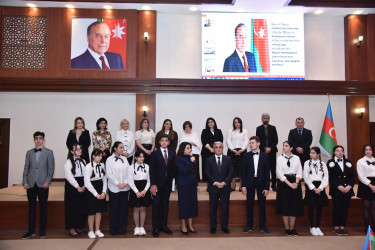 Nəsimi Rayon İcra Hakimiyyətində “Heydər Əliyev və Azərbaycan tarixi” adlı elmi konfrans keçirilib.