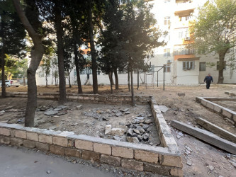 Nəsimi rayonu Moskva pr. 68, 72 saylı ünvanlarda abadlıq-quruculuq işləri davam edir.