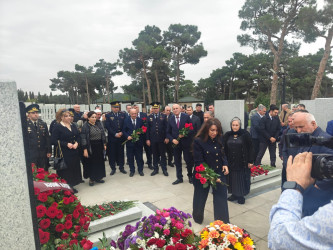 Vətən Müharibəsi Şəhidi Hüseynzadə Həmidağa Bağı oğlunun şəhadət günündə əziz xatirəsi yad edildi.