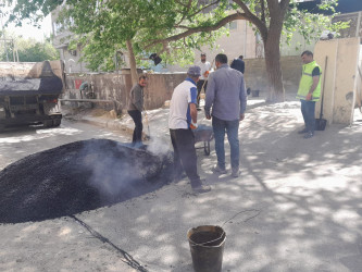 Məhəllədaxili yollarında asfaltlaşma işləri davam etdirilir.