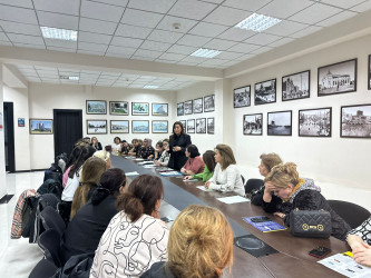 Nəsimi rayonunda gender zorakılığının qarşısının alınması ilə əlaqədar məlumatlandırma və maarifləndirmə mövzusunda növbəti tədbir keçirilib.