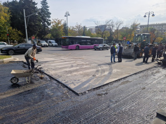 Rayon ərazisində yollarda asfaltlaşma işləri davam etdirilir.