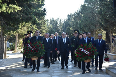 Anım günündə 2 saylı Fəxri və Şəhidlər Xiyabanında dəfn olunmuş Şəhidlər ziyarət olundu