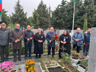 Vətən müharibəsi Şəhidi İsmayılov Emin Tahir oğlunun şəhadət günündə əziz xatirəsi yad olundu.