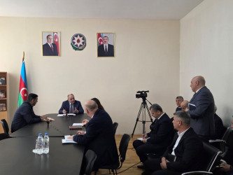 Nəsimi rayon İcra Hakimiyyətinin başçısı növbəti səyyar qəbul keçirib