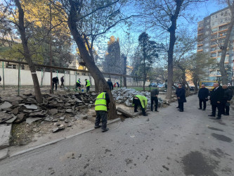 Moskva prospekti 72 saylı ünvanda abadlıq-quruculuq işləri davam edir.