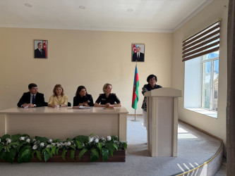 Nəsimi rayonunda Dövlət Suverenliyi Günü ilə əlaqədar "Dövlət Suverenliyinin Tarixi İnkişafı və Müasir Dövrdə Hüquqi Tədqiqi" adlı tədbir keçirilib.