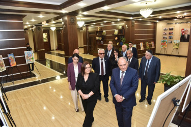 Nəsimi rayon İcra Hakimiyyətində 20 Sentyabr - Dövlət Suverenliyi Günü münasibətilə tədbir keçirilib.