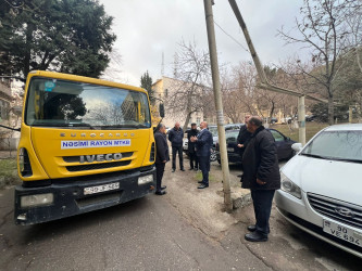 Cavadxan küçəsi 21 saylı ünvanda abadlıq-quruculuq işlərinə başlanılıb.