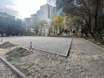 Bakıxanov 42 saylı ünvanda abadlıq-quruculuq işləri davam edir.