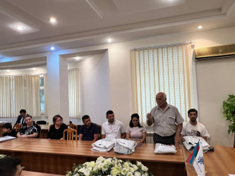 Nəsimi Rayonunda “Bilik Günü” münasibətilə xeyriyyə tədbiri keçirilib.