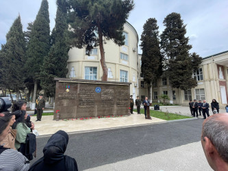 Azərbaycan Tibb Universitetinin Şəhid məzunlarının xatirəsinə ucaldılmış “Memorial Abidə Kompleksi”nin açılış mərasimi keçirildi.