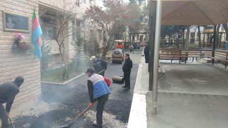 Nəsimi rayonunda şəhid ailəsinin yaşadığı bianın qarşısında  abadlıq işləri görülmüşdür.