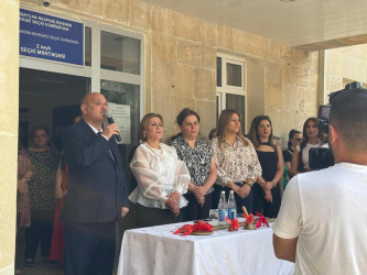 Nəsimi rayonunun ümumtəhsil müəssisələrində “Son zəng” tədbirləri keçirildi.