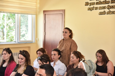 Nəsimi rayon İcra Hakimiyyətinin başçısı növbəti səyyar qəbul keçirib