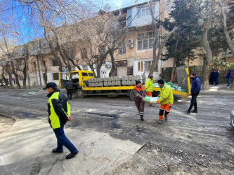 Nəsimi rayonunda asfaltlaşma işləri davam edir.