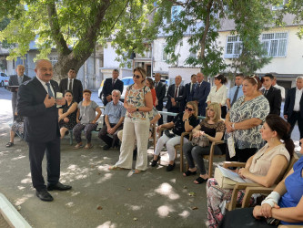 Nəsimidə RİH başçısının səyyar qəbulu keçirildi.