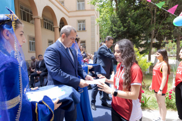 Nəsimi rayonunda “Zəfər festivalı-2” adlı idman yarışlarının təltif olunma mərasimi keçirilib.