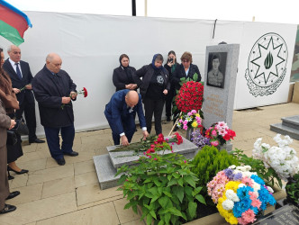 Vətən Müharibəsi Şəhidi Məmmədov Azad Tahir oğlunun şəhadət günündə əziz xatirəsi yad edildi.