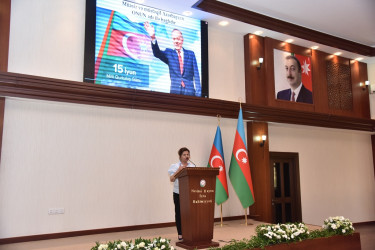 Nəsimi rayonunda 15 iyun – Milli Qurtuluş Gününə həsr olunmuş “Müasir və müstəqil Azərbaycan  Onun adı ilə bağlıdır” adlı tədbir keçirilib.