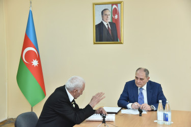 Nəsimi rayon İcra Hakimiyyətinin başçısı növbəti səyyar qəbul keçirib