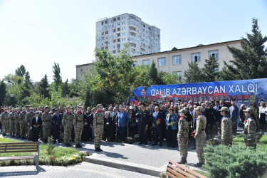 Nəsimi rayonunda 27 Sentyabr - Anım günü münasibətilə  rayon ərazisində yerləşən “Zəfər bağı”nda tədbir keçirilib.