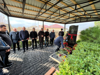 Vətən müharibəsi Şəhidi Rzayev Hacırza Fikrət oğlunun şəhadət günündə əziz xatirəsi yad olundu.