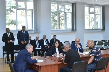 Nəsimi rayon İcra Hakimiyyətinin başçısı növbəti səyyar qəbul keçirib.