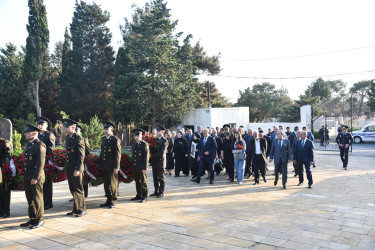 Anım günündə 2 saylı Fəxri və Şəhidlər Xiyabanında  dəfn olunmuş Şəhidlər ziyarət olundu.