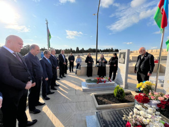 Vətən Müharibəsi Şəhidi Məmmədov Azad Tahir oğlunun şəhadət günündə əziz xatirəsi yad edildi.