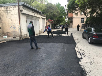 Məhəllədaxili yollarda abadlıq işləri davam etdirilir.