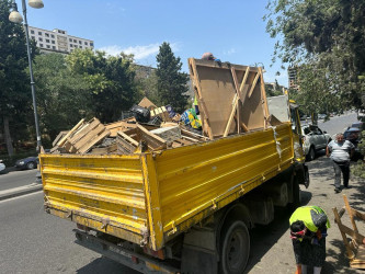 Nəsimi rayonunda küçə ticarətinin qarşısının alınması istiqamətində tədbirlər davam etdirilir.