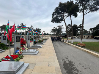 Vətən Müharibəsi Şəhidi Həsənov Faiq Hüseyn oğlunun şəhadət günündə əziz xatirəsi yad edildi.