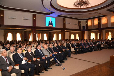 Nəsimi rayonunda Azərbaycan Respublikasının Prezidenti cənab İlham Əliyevin Yeni  Azərbaycan Partiyasının VIII Qurultayındakı çıxışından irəli gələn vəzifələrə həsr olunmuş müşavirə keçirilib.
